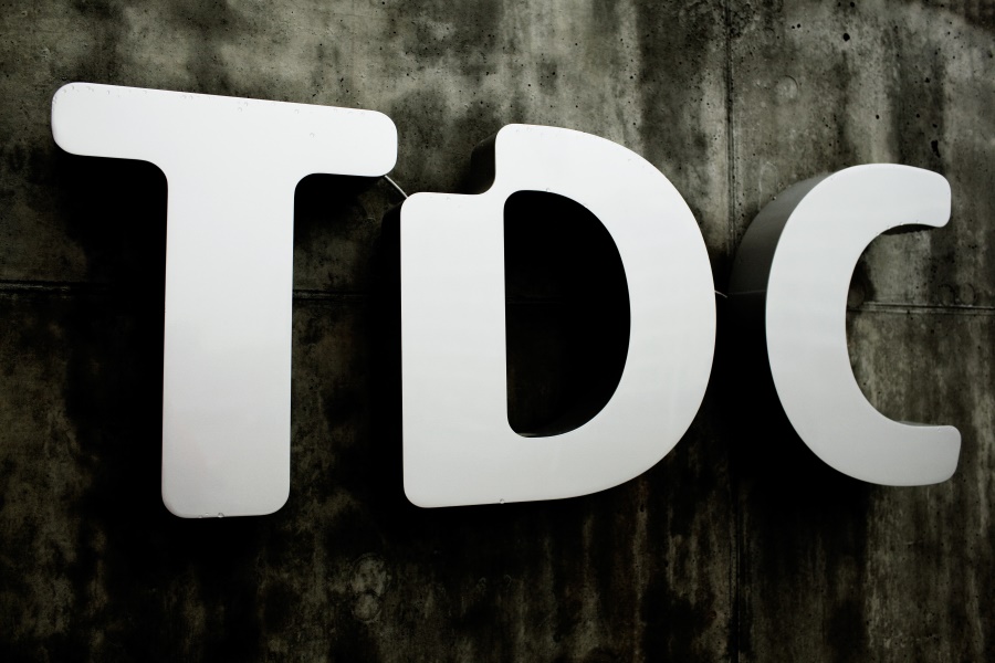 TDC. Genre billeder til Årsrapport 2009.